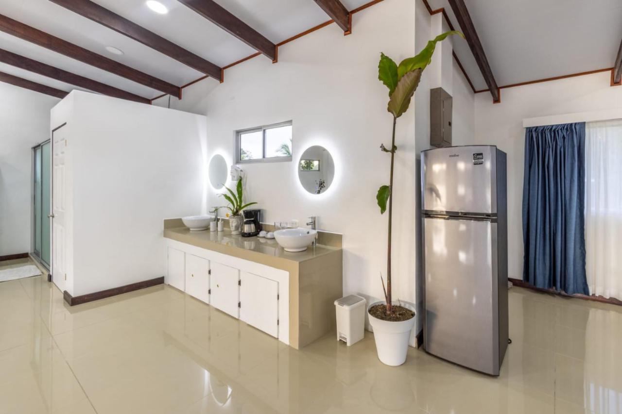 The Babylon Suite Tortuguero Luaran gambar